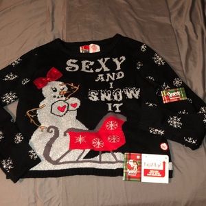 HOLIDAY WINTER SWEATER
